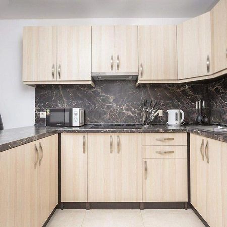 Deluxe Apartment In The City Center 2 Rooms Yerevan Exterior photo