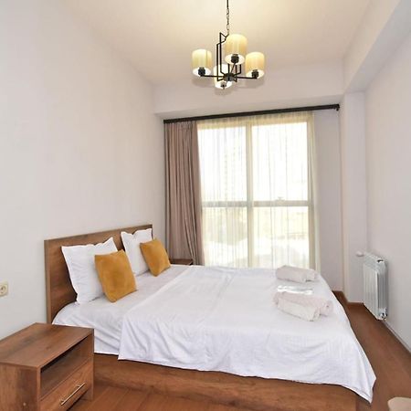 Deluxe Apartment In The City Center 2 Rooms Yerevan Exterior photo