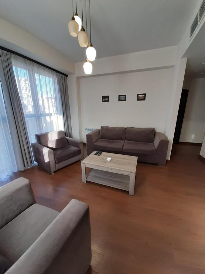 Deluxe Apartment In The City Center 2 Rooms Yerevan Room photo