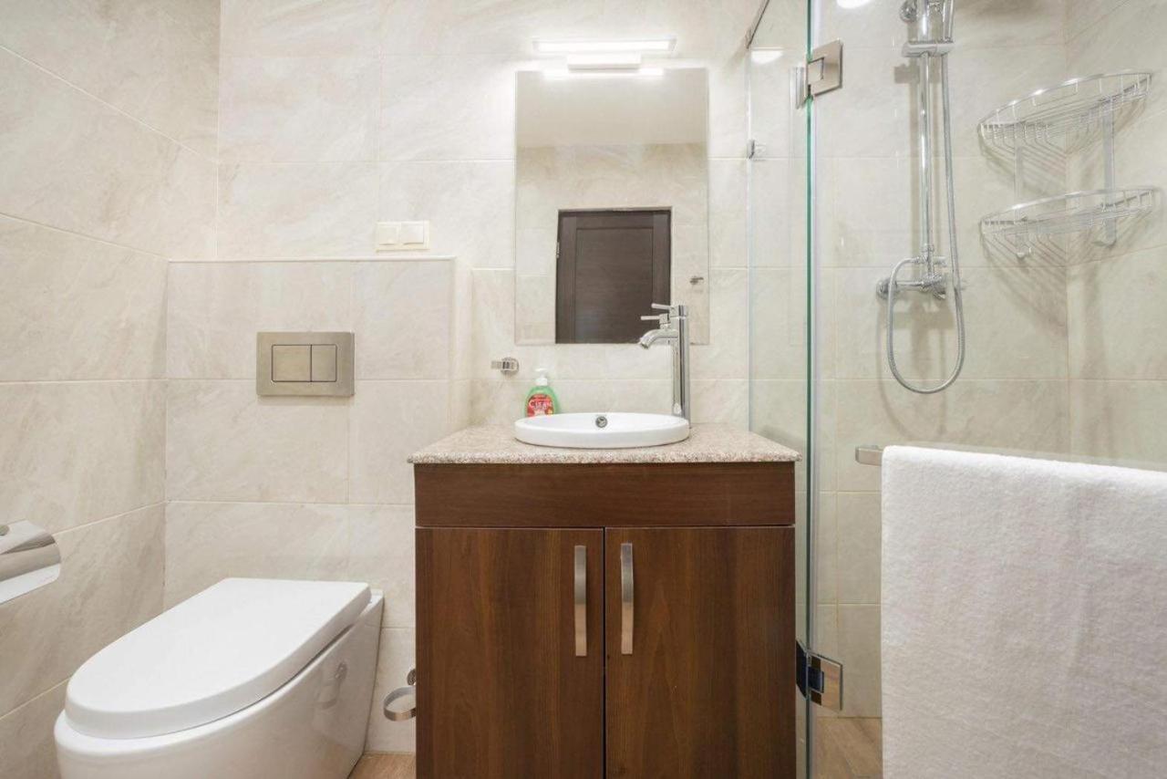 Deluxe Apartment In The City Center 2 Rooms Yerevan Exterior photo